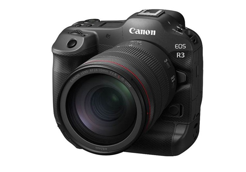 Canon      EOS R3