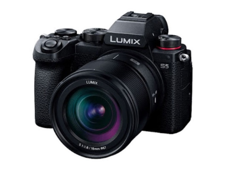 -   Panasonic Lumix S 18mm f/1.8