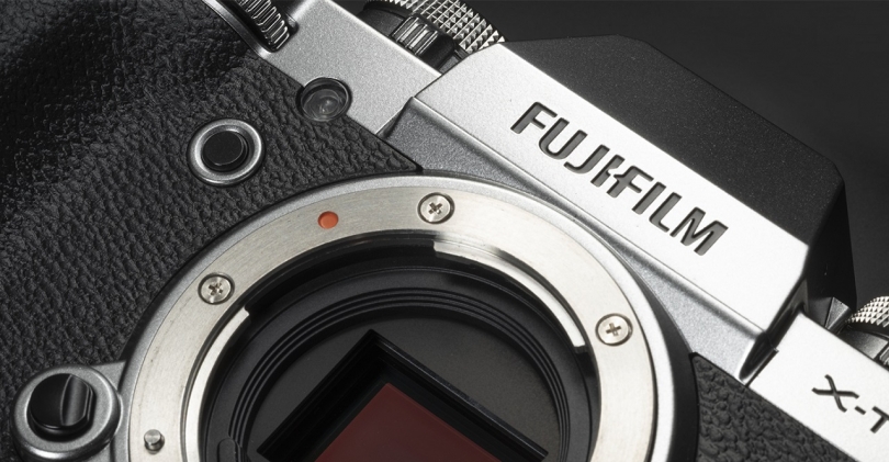Fujifilm    X-T4, X-E4, X-T30 II