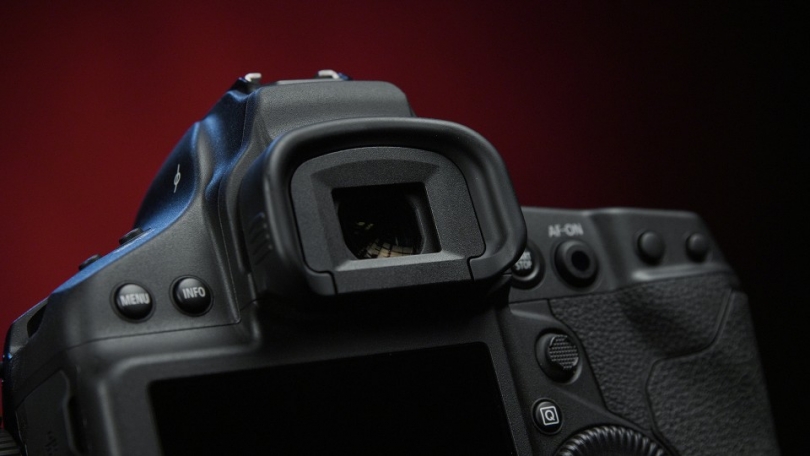 Canon     EOS-1D X Mark III